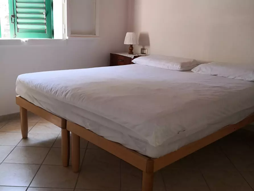 Immagine 12 di Appartamento in affitto  in Viale Italia  a Follonica