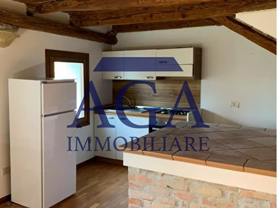 Immagine 5 di Appartamento in affitto  a Conegliano