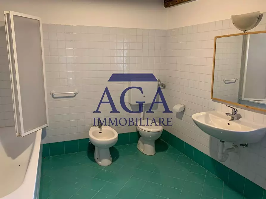 Immagine 21 di Appartamento in affitto  a Conegliano