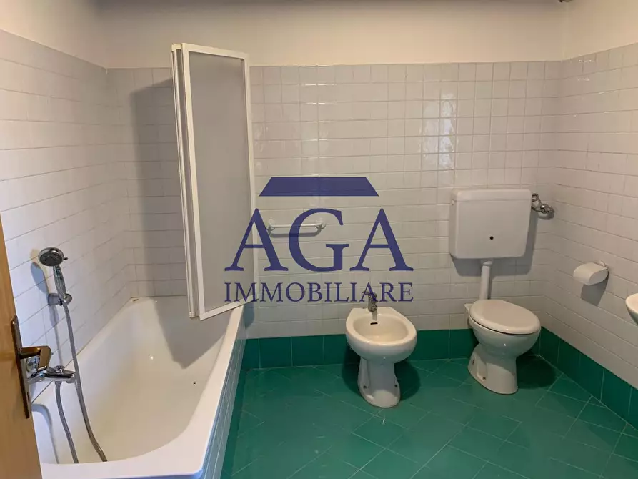 Immagine 23 di Appartamento in affitto  a Conegliano