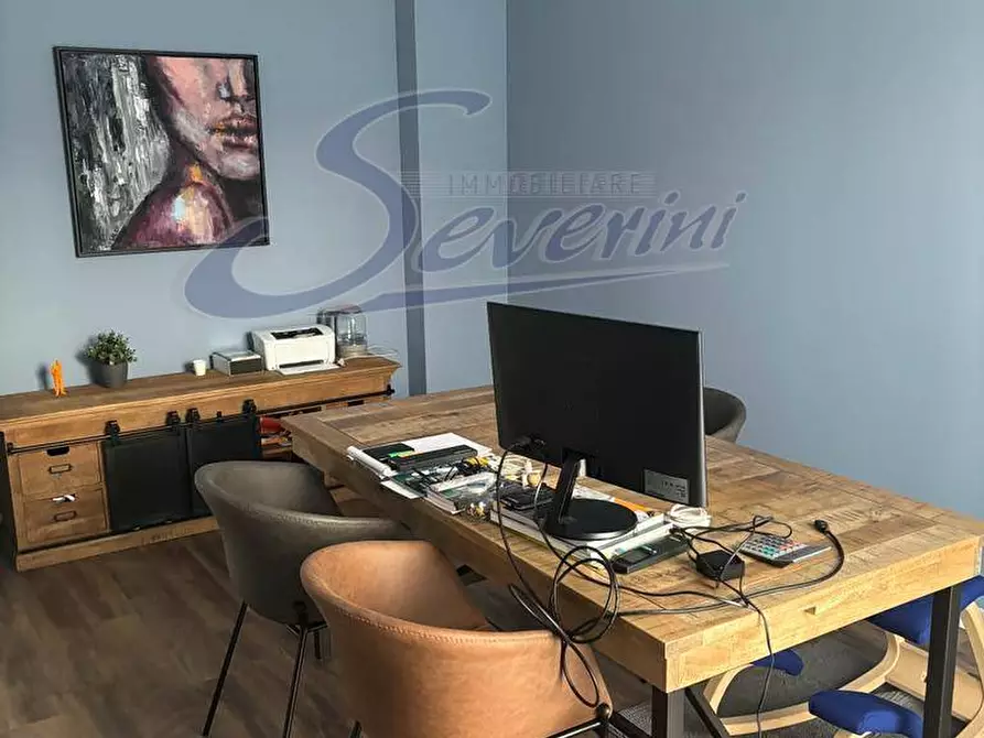 Immagine 1 di Ufficio in affitto  in Via XX settembre a Como