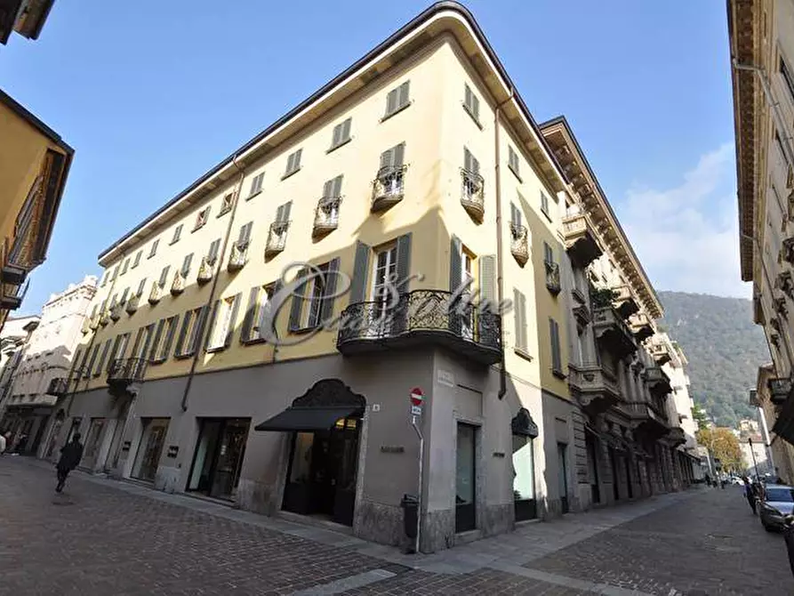 Immagine 1 di Appartamento in vendita  in Via Indipendenza a Como