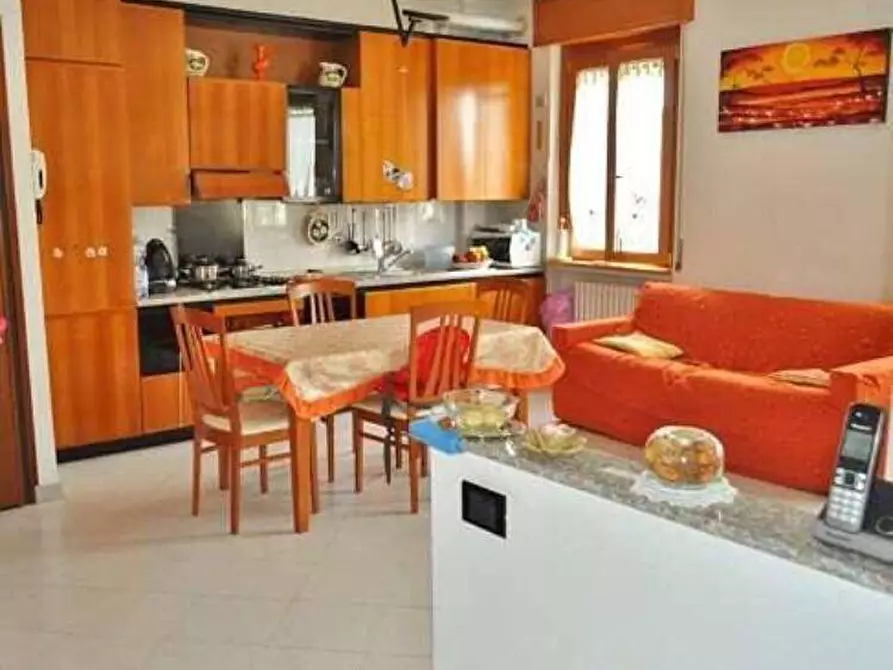 Immagine 1 di Appartamento in vendita  in rgoredo a Malnate