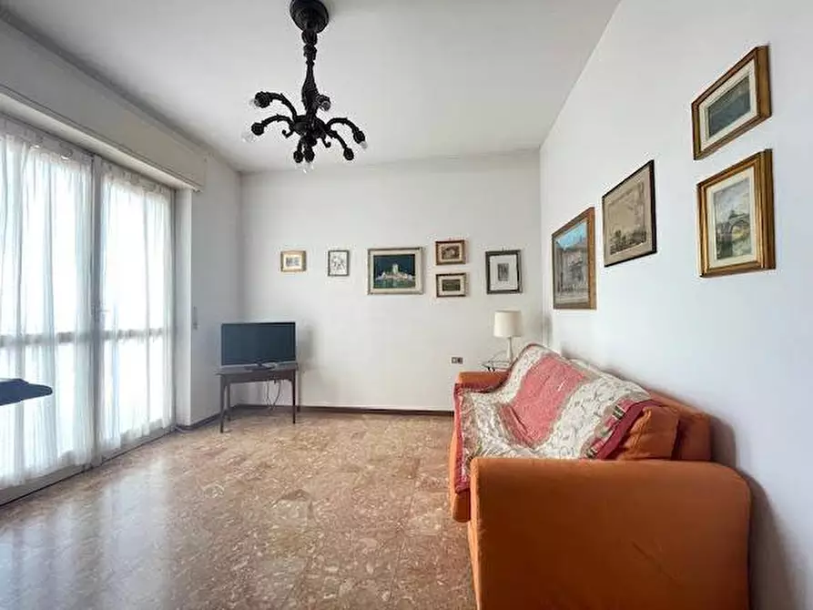 Immagine 1 di Appartamento in vendita  in Via Conconi a Malnate