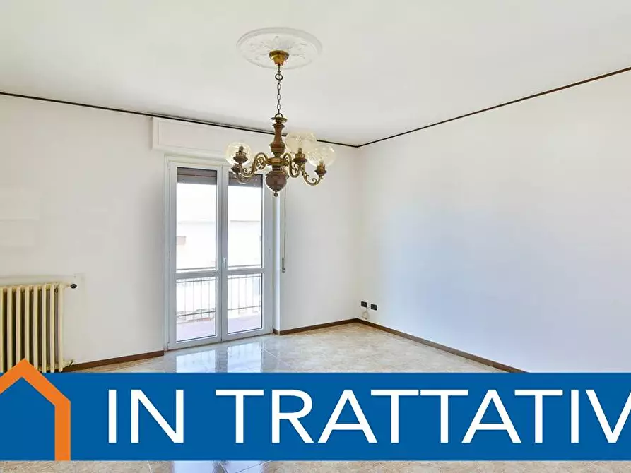 Immagine 1 di Appartamento in vendita  in Via Torino a Malnate