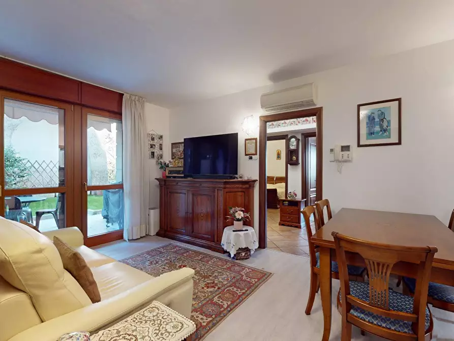 Immagine 1 di Appartamento in vendita  in Via IV novembre a Gemonio