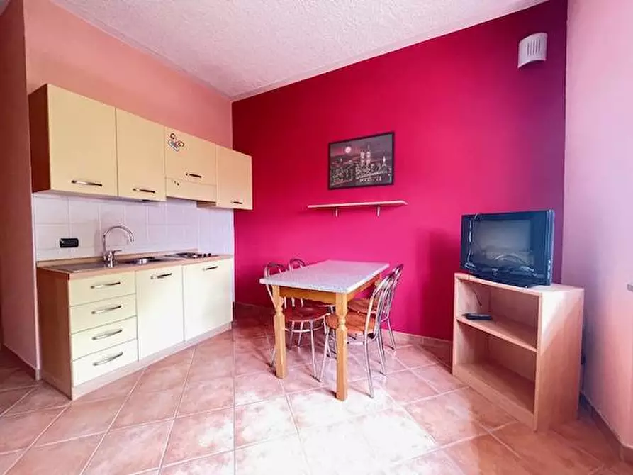 Immagine 1 di Appartamento in vendita  in Via Matteotti a Gazzada Schianno