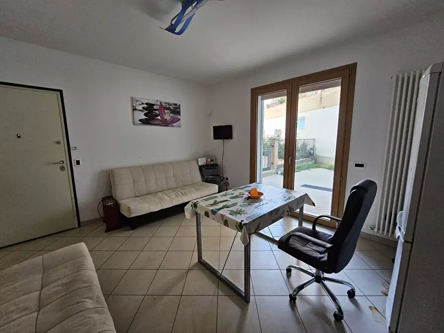 Immagine 1 di Appartamento in vendita  in via panoramica a Tortoreto