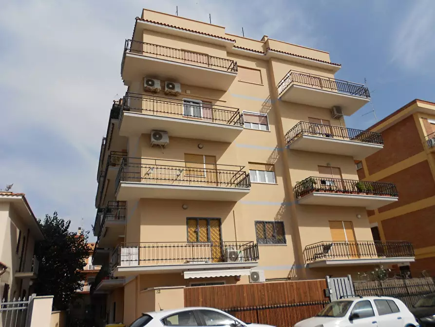 Immagine 1 di Appartamento in affitto  in via latina a Ladispoli