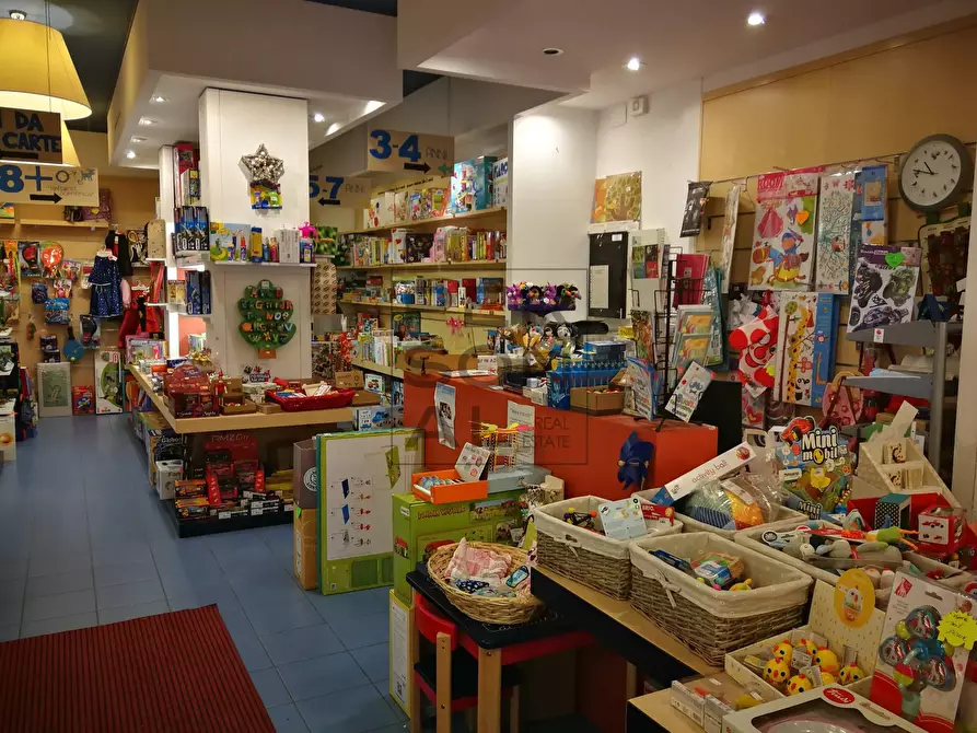 Immagine 1 di Attività commerciale in vendita  in Rovereto a Rovereto