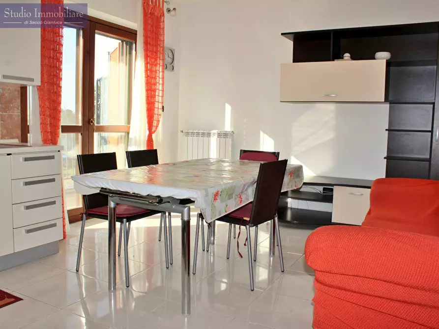 Immagine 1 di Appartamento in vendita  in Via Castellazzo Depretis a Albaredo Arnaboldi