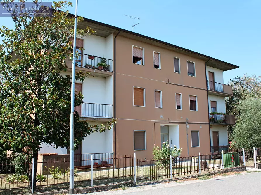 Immagine 1 di Appartamento in vendita  in Via dei Tigli a Bagnaria