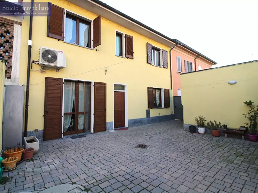 Immagine 1 di Appartamento in vendita  in Via Depretis a Bressana Bottarone