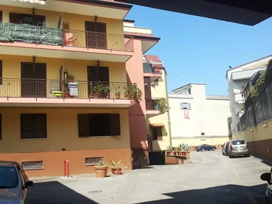 Immagine 1 di Appartamento in vendita  in via di vittorio a Qualiano