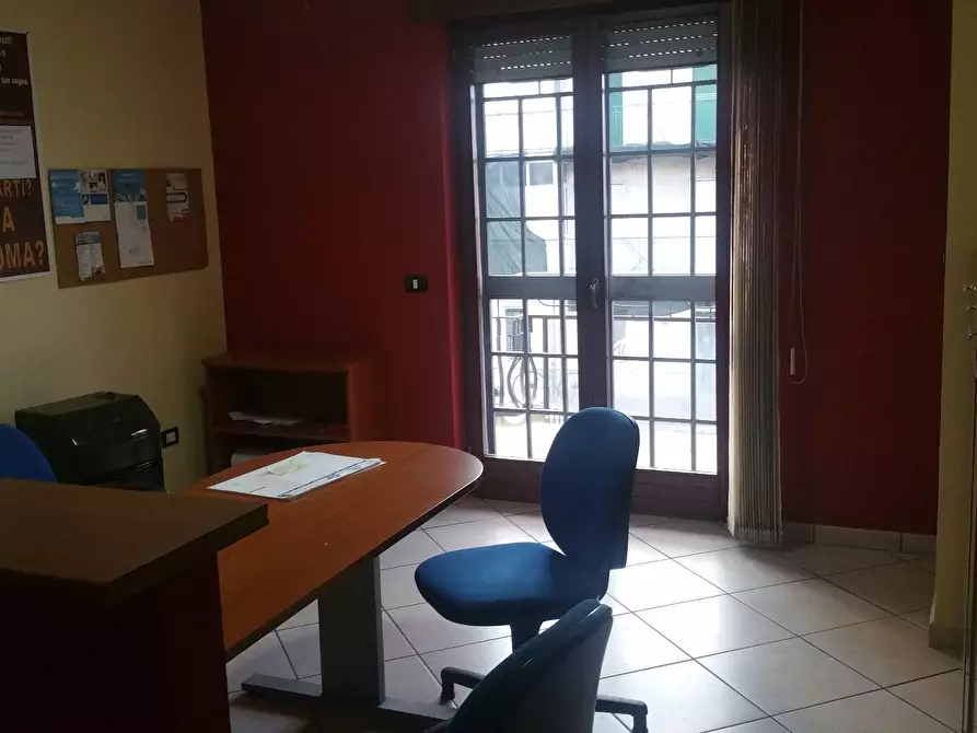 Immagine 1 di Ufficio in affitto  in via rosselli a Qualiano