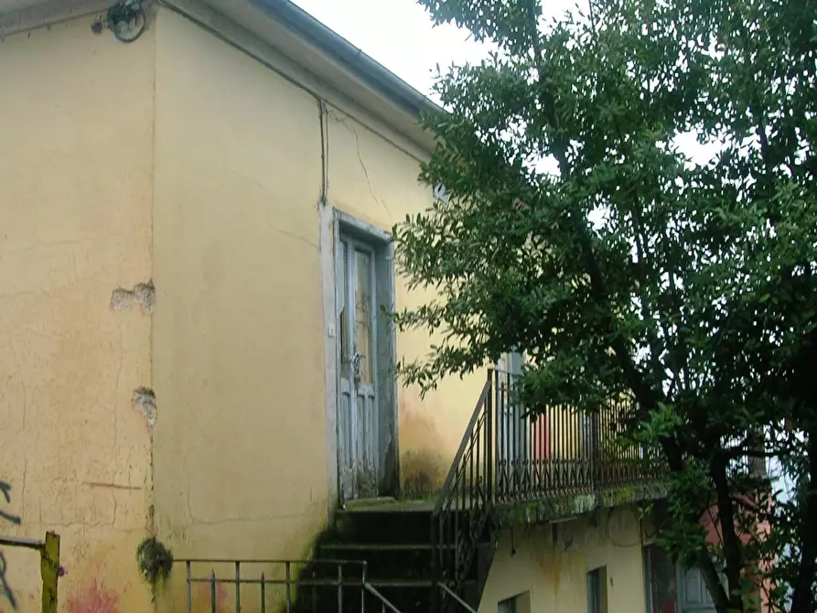 Immagine 1 di Rustico / casale in vendita  in VIA CAPODACQUA a Cassino