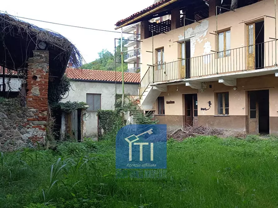 Immagine 1 di Casa indipendente in vendita  in Vicolo Bertola a Castellamonte
