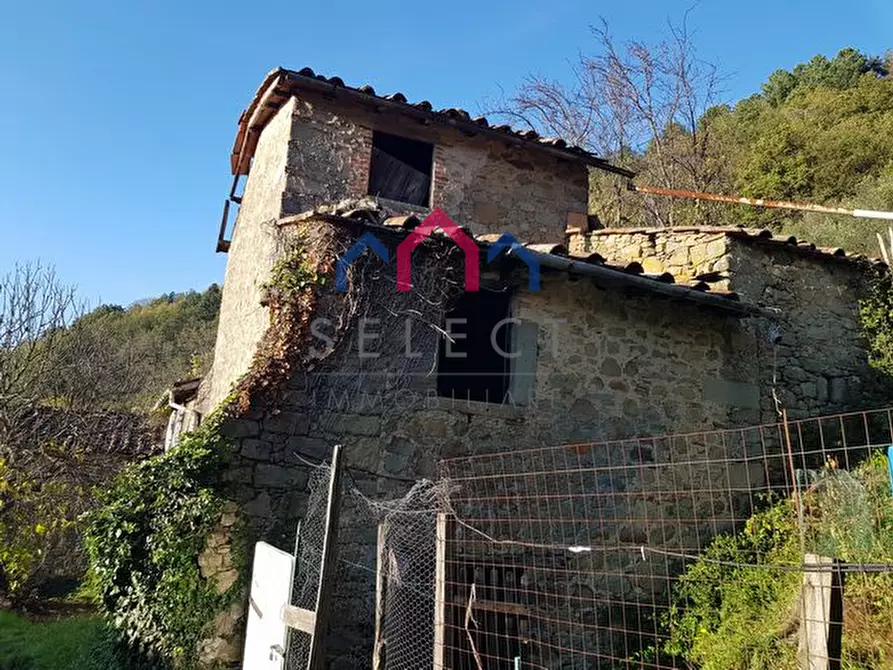 Immagine 1 di Rustico / casale in vendita  a Fabbriche Di Vergemoli