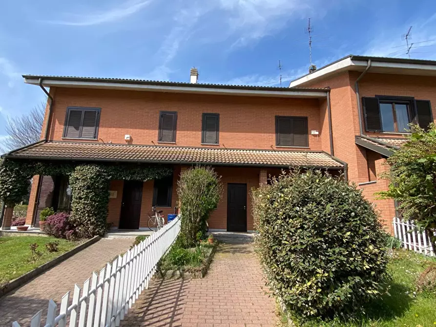 Immagine 1 di Villa in vendita  a Borgoratto Alessandrino