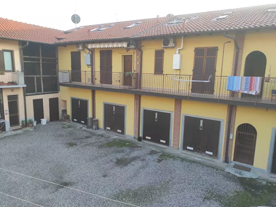 Immagine 1 di Appartamento in vendita  in VIA ITALIA a Carnago