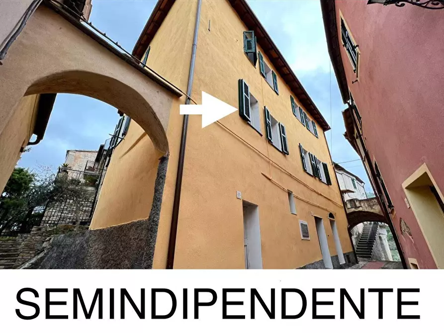 Immagine 1 di Appartamento in vendita  in Via Coniugi Morchio a San Bartolomeo Al Mare