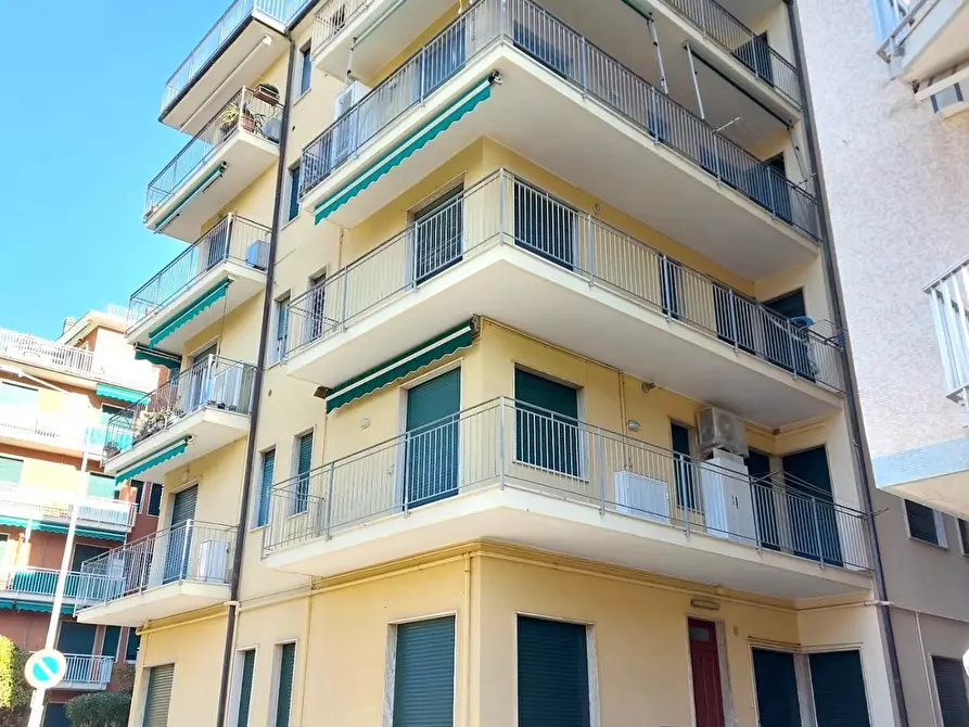Immagine 1 di Appartamento in vendita  in Via Elba a San Bartolomeo Al Mare
