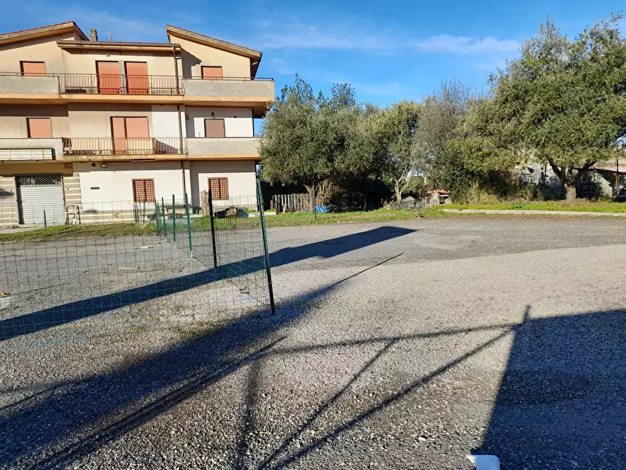 Immagine 1 di Posto auto in affitto  in via nettuense a Marino