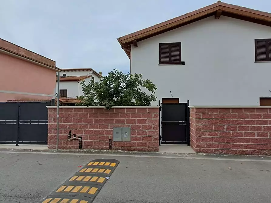Immagine 1 di Villa in vendita  in VIA TRENTO a Albano Laziale