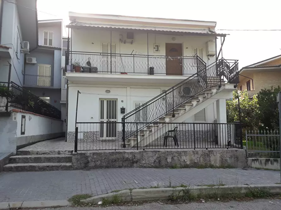 Immagine 1 di Casa indipendente in vendita  in Via Ignazio Silone a Scafa