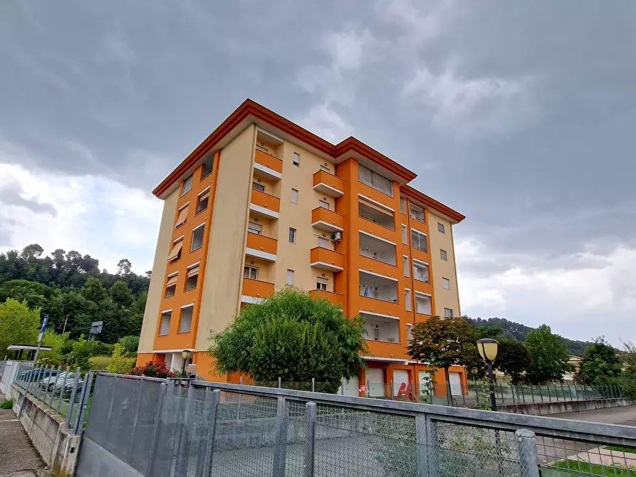 Immagine 1 di Appartamento in vendita  in Via Rosa Luxemburg a Manoppello