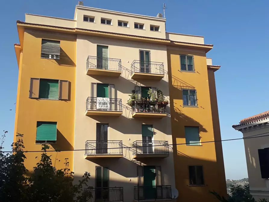 Immagine 1 di Appartamento in vendita  in Via Federico Salomone a Chieti