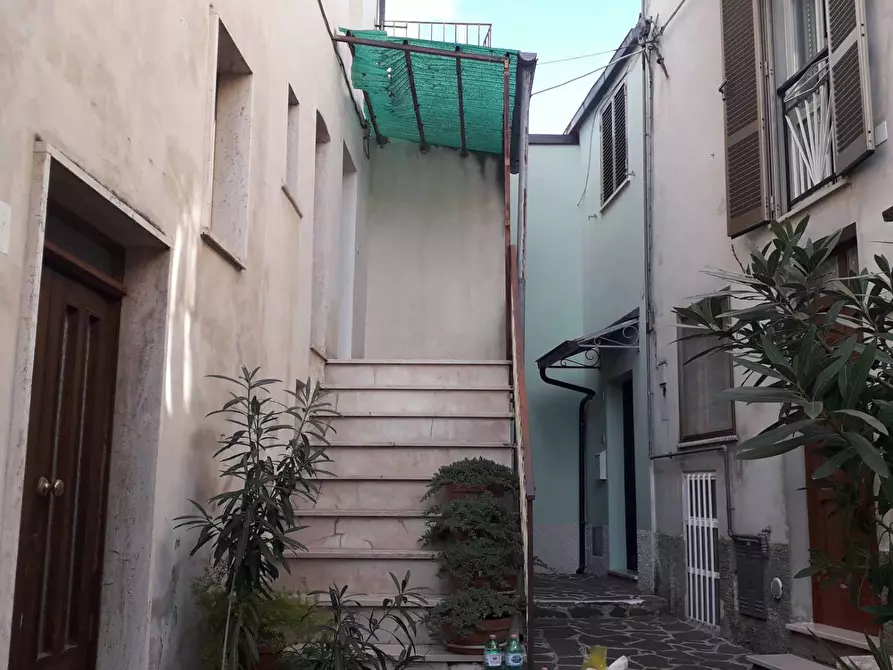 Immagine 1 di Casa indipendente in vendita  in Vicolo Via Elcina a Abbateggio