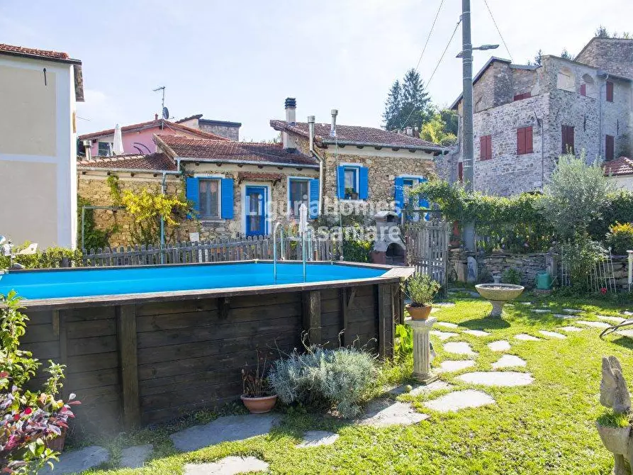 Immagine 1 di Villa in vendita  in via Case Soprane a Borgomaro