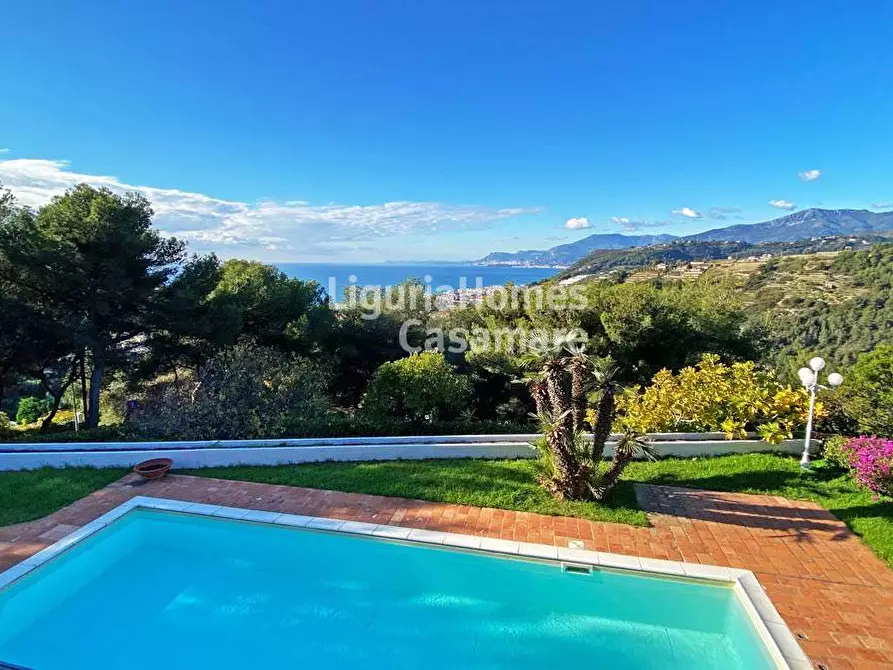 Immagine 1 di Villa in vendita  in Via Conca Verde a Vallecrosia