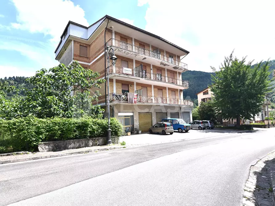 Immagine 1 di Appartamento in vendita  in via Provinciale a Parolise