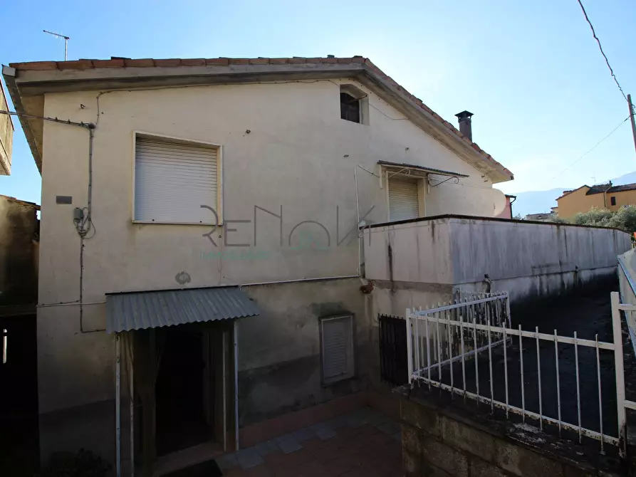 Immagine 1 di Casa indipendente in vendita  in Strada Provinciale 63 a Colledara