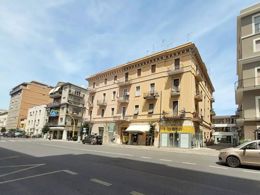 Immagine 1 di Appartamento in vendita  in corso vittorio emanuele II a Pescara