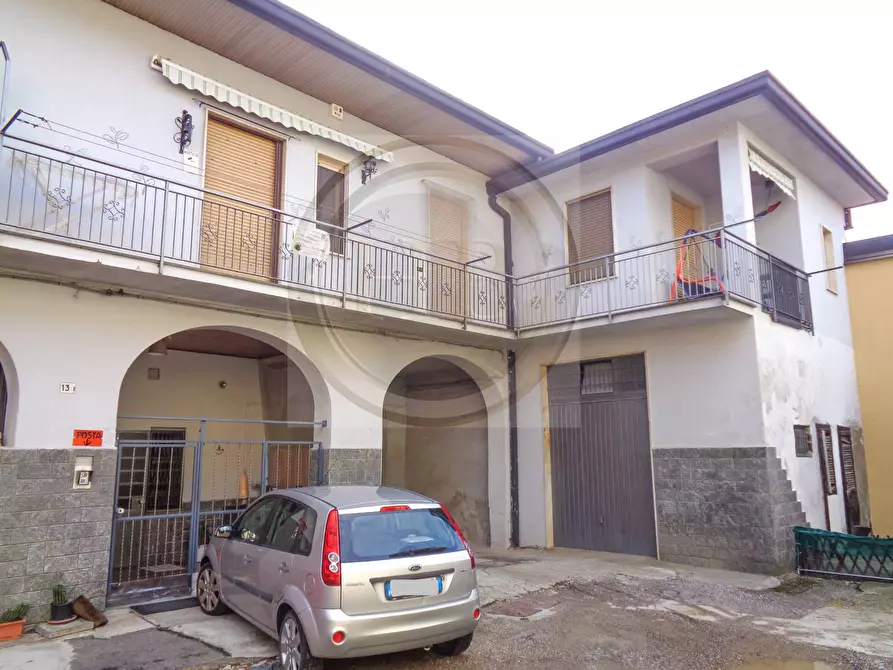 Immagine 1 di Casa indipendente in vendita  in via Marconi a Carnago