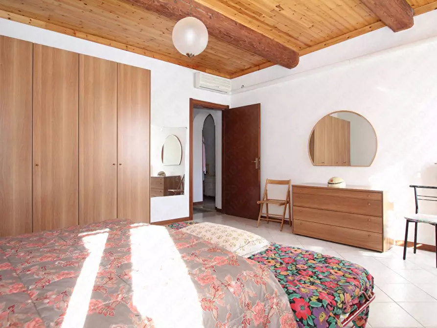 Immagine 1 di Appartamento in vendita  in via Mazzini a Bergantino