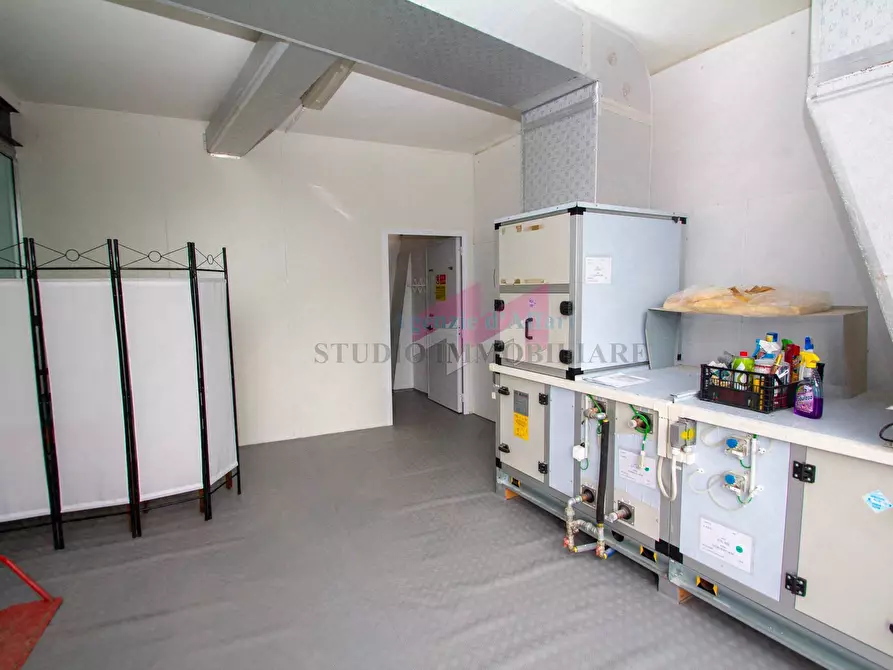 Immagine 1 di Laboratorio in affitto  in via Ruga a Fratta Polesine