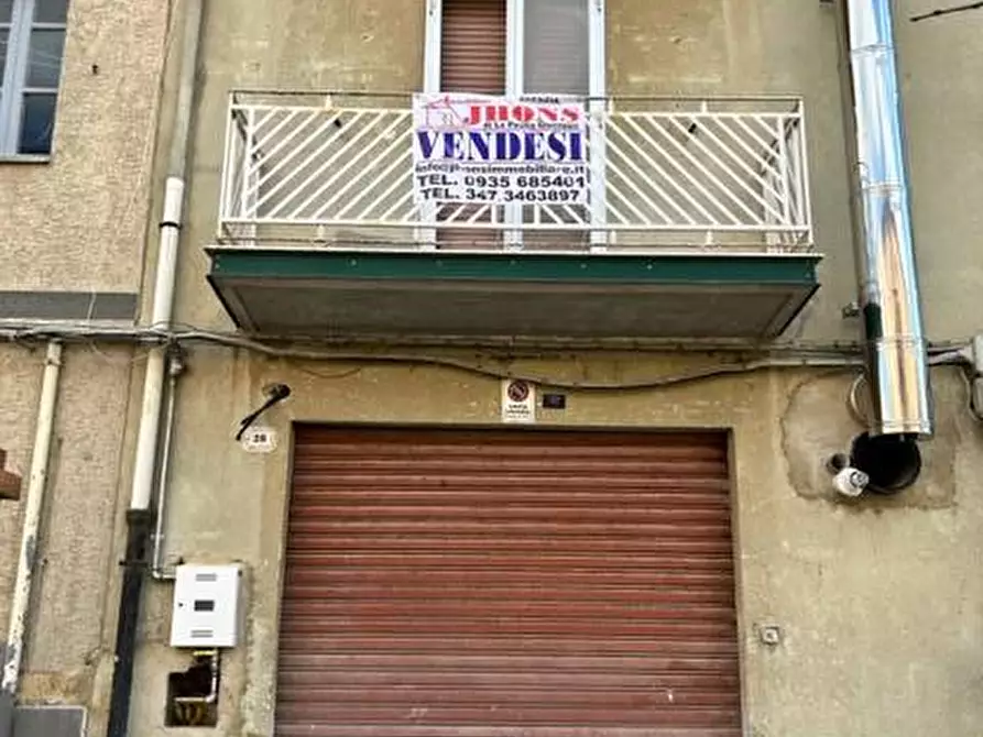 Immagine 1 di Appartamento in vendita  in VIA FILIPPO GUCCIO a Piazza Armerina