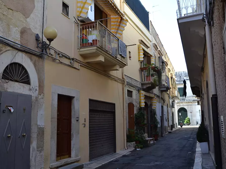 Immagine 1 di Casa indipendente in vendita  in Via Ettore Carafa a Canosa Di Puglia