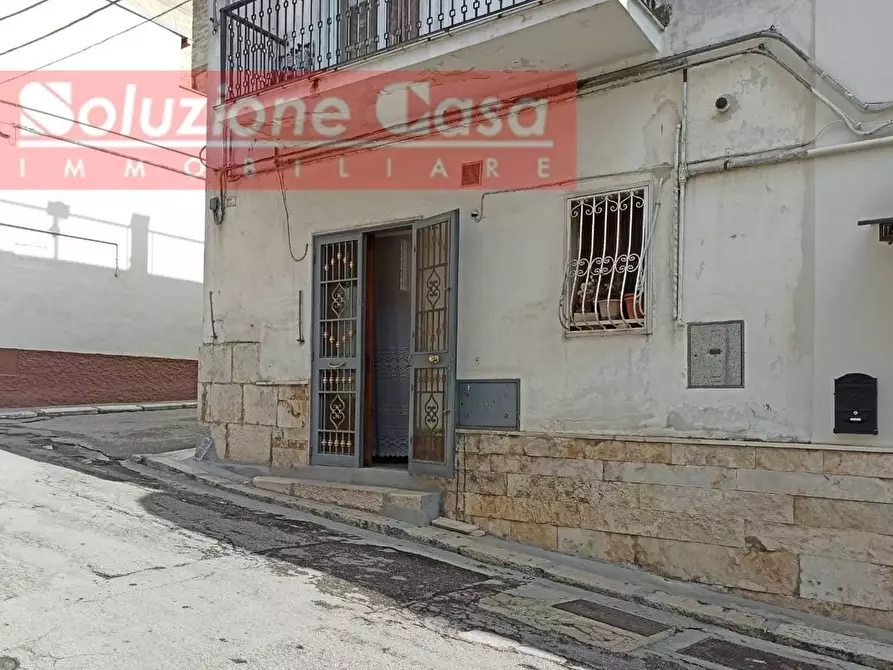 Immagine 1 di Casa indipendente in vendita  in Via Omero a Canosa Di Puglia