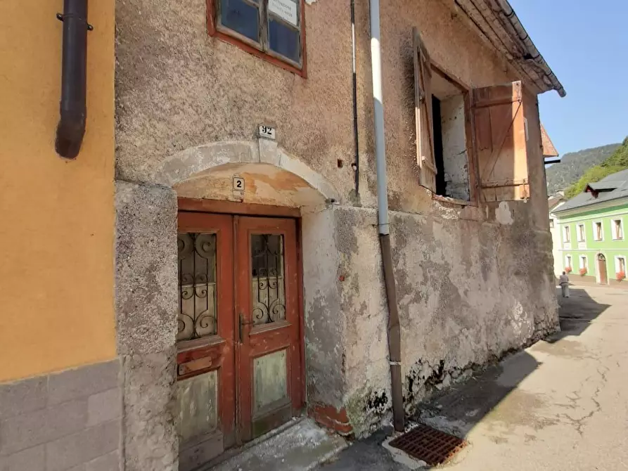 Immagine 1 di Palazzo in vendita  a Bordano