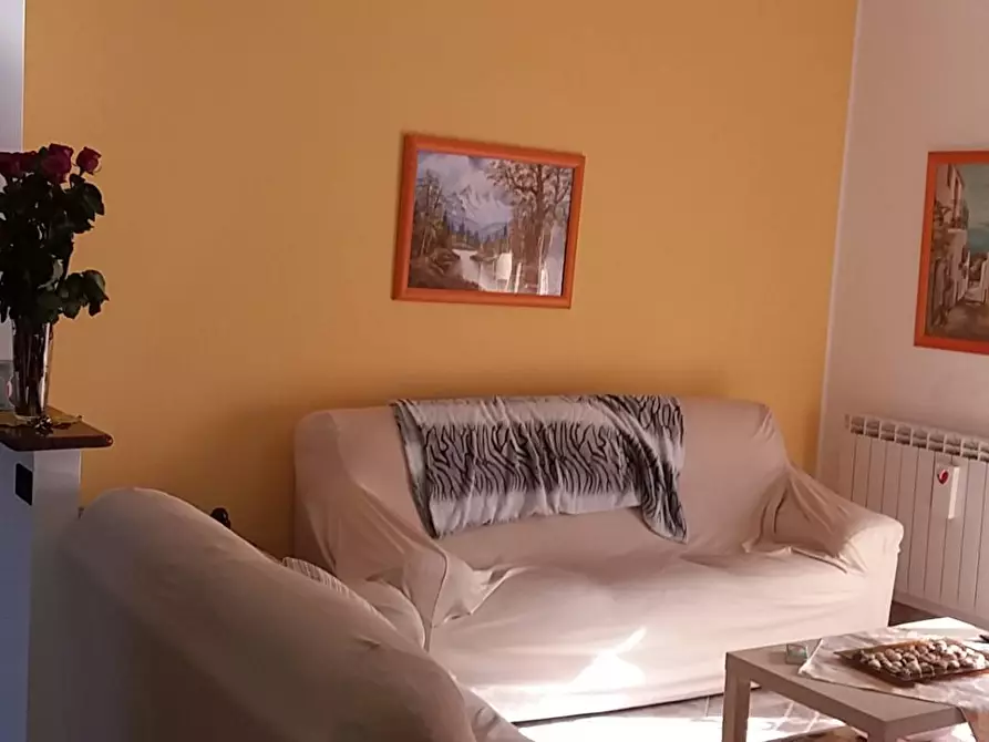 Immagine 1 di Appartamento in vendita  in San Salvo a Carunchio