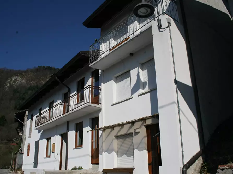 Immagine 1 di Casa indipendente in vendita  in Prossenicco, Taipana a Campolongo Tapogliano