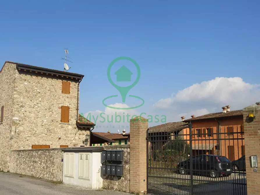 Immagine 1 di Villa in vendita  in via Spade a Casalmoro