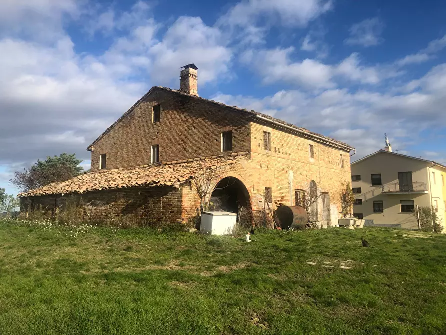 Immagine 1 di Casa indipendente in vendita  in contrada vignali bagnare a Belforte Del Chienti