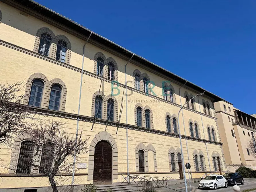 Immagine 1 di Palazzo in vendita  in Piazza della Rocca a Viterbo