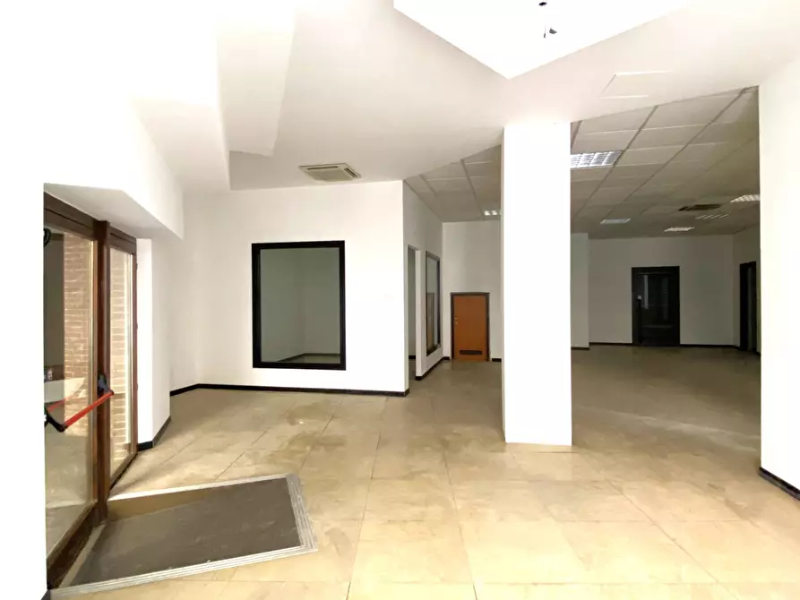 Immagine 1 di Ufficio in affitto  in VIA ENRICO CIALDINI a Fabriano